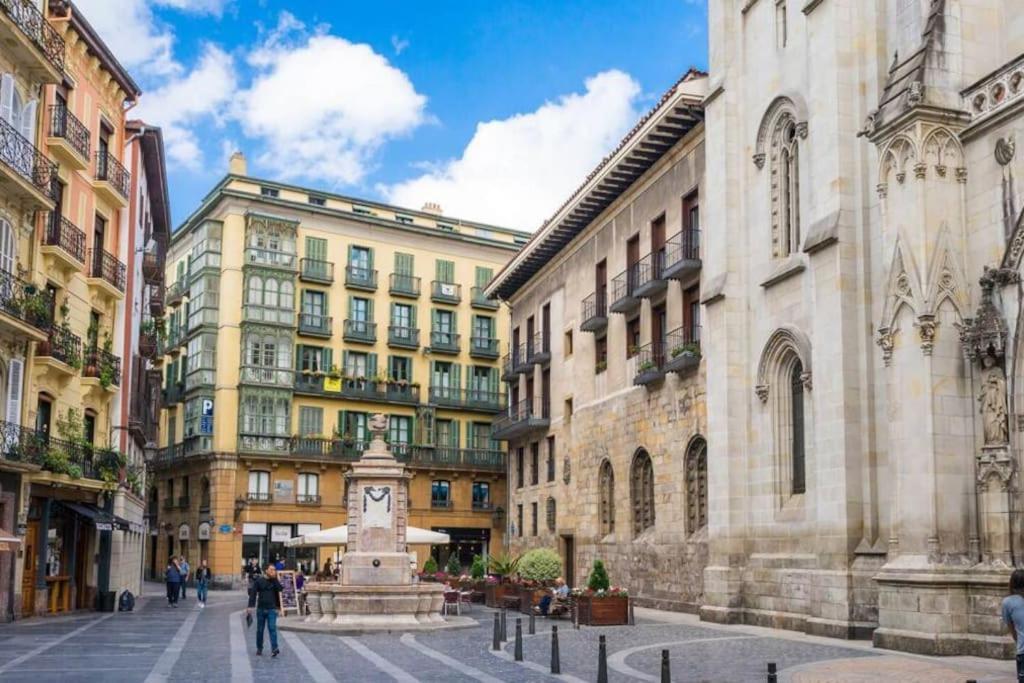 Ferienwohnung Cultura Y Gastronomia En El Casco Viejo Bilbao Exterior foto